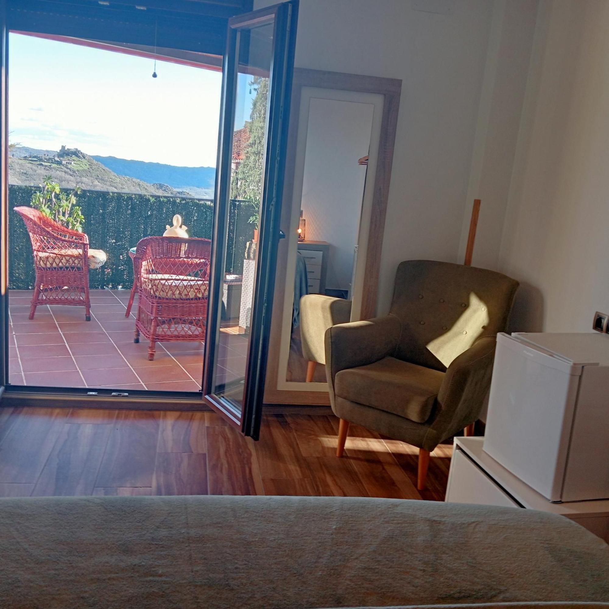 Restaurante & Hotel Rural El Mirador De Trevejo,Ideal Para Parejas Villamiel ภายนอก รูปภาพ